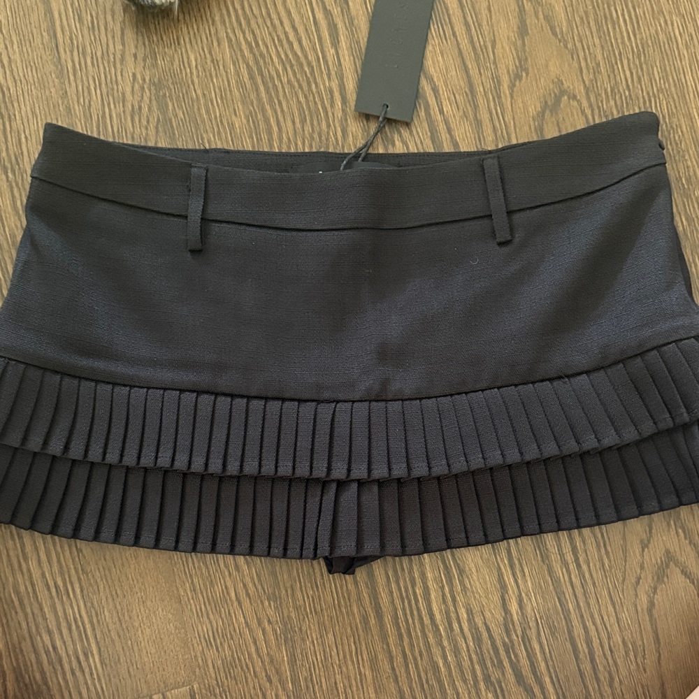 Lioness Onyx Double Ruffle Mini Skort